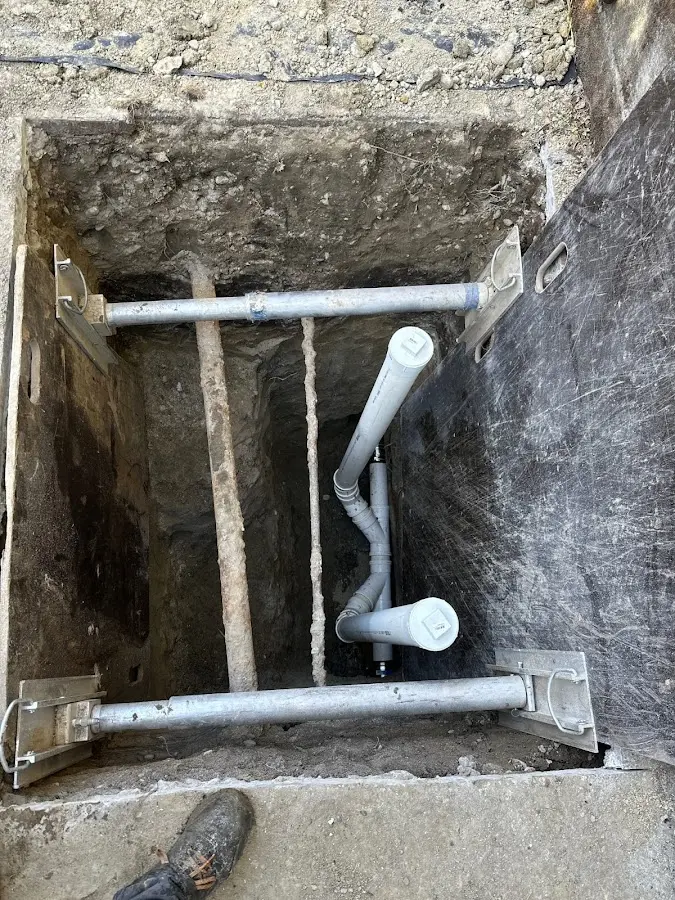 Experienced plumber completing Gas Line Repair work in DeFuniak Springs